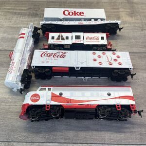 Athearn Coca-Cola Collectible Train  1/87 Scale Set Vintage Vtg Red White Choo
